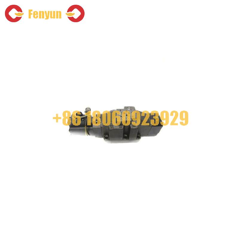 MOOG D136-001-008